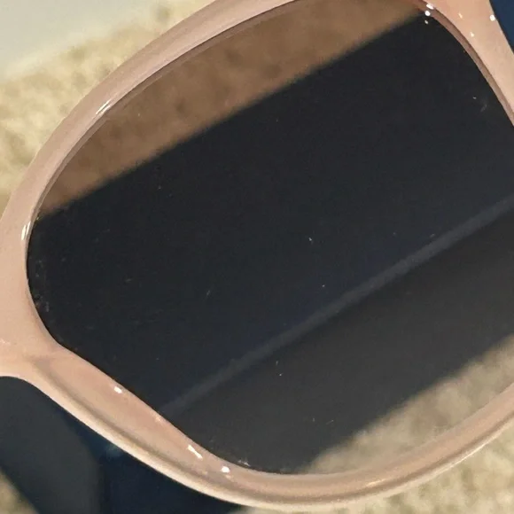 Louis Vuitton Light Cat Eye Sunglasses pink! Z1658W - Picture 16 of 16